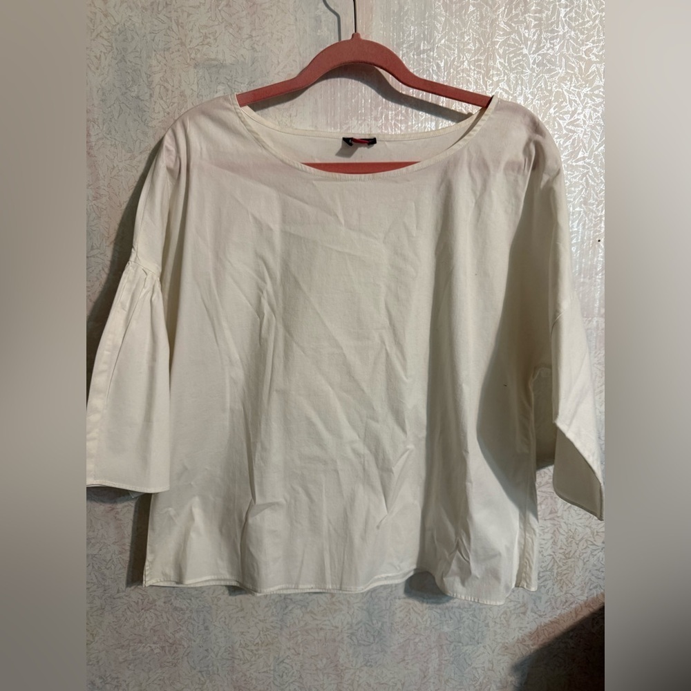 Vince Camuto Off-White Blouse, Bell Sleeves, Casual Business,‎ 98% Cotton Sz Lg